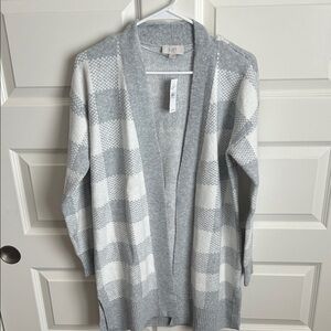 LOFT Women's Gray and Cream Cardigan
